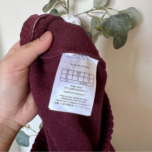 Guess Sweatpants - Picture 6 of 7